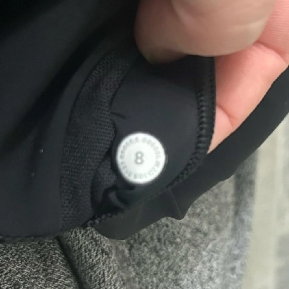 Lululemon Meshback Train Bra - image 5